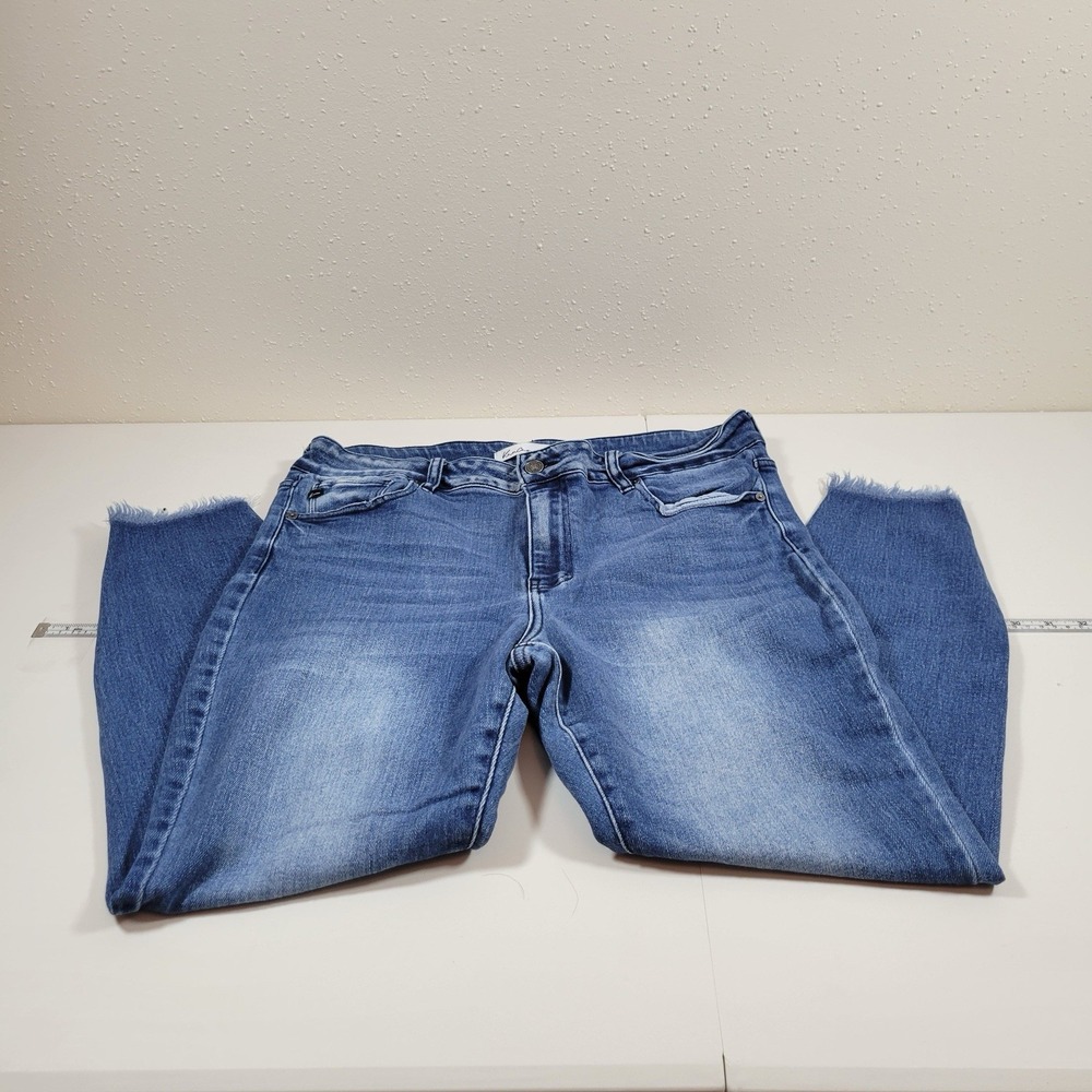 KanCan Women's Jeans Estilo Raw Hem Size 16 Blue